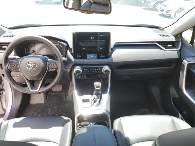 RAV4 2.5 HV  第7張相片