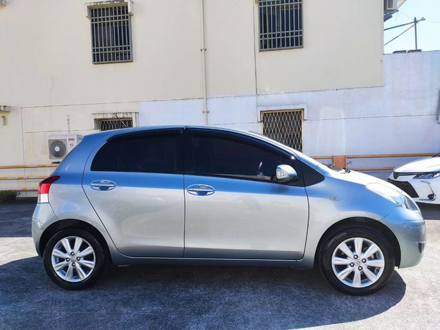 YARIS 1.5  第4張相片
