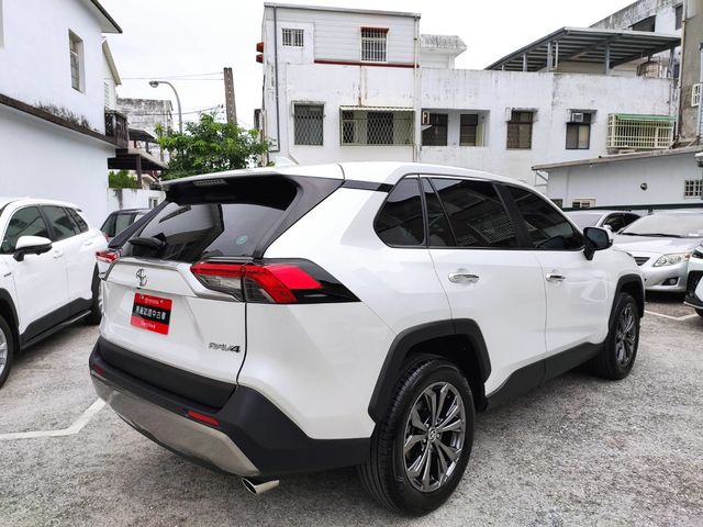 RAV4 2.0  第5張相片