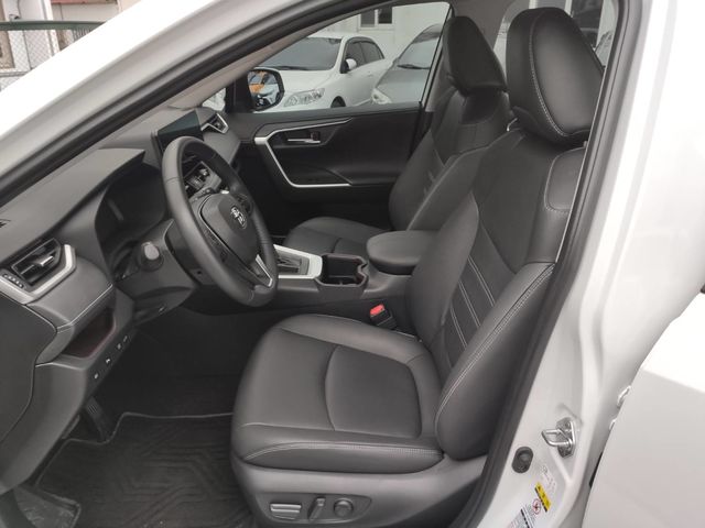 RAV4 2.0  第8張相片