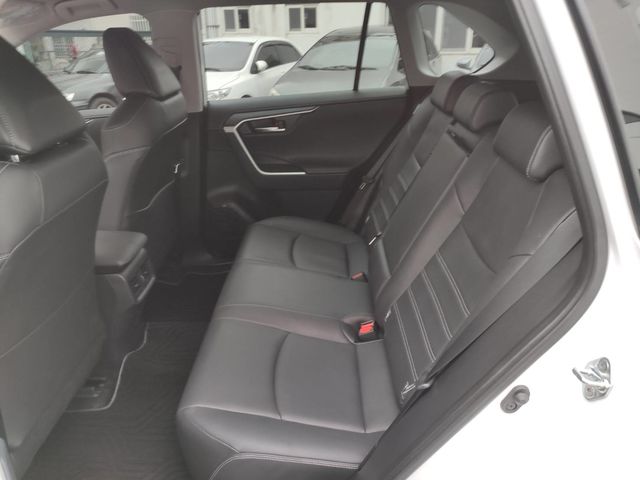 RAV4 2.0  第9張相片
