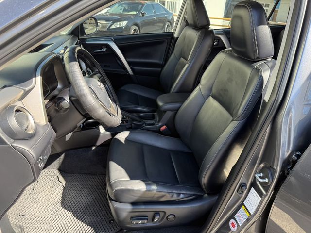 RAV4 2.0  第8張相片