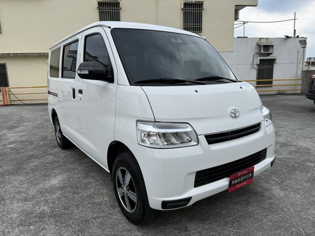 TOWN ACE VAN 5人  第3張相片