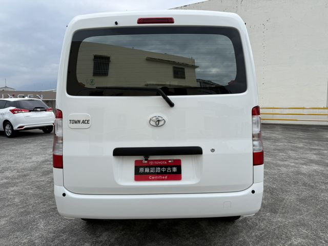 TOWN ACE VAN 5人  第6張相片