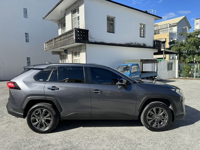 RAV4 2.0  第4張相片