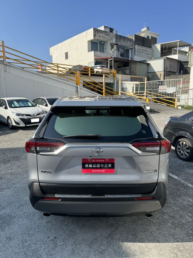 RAV4 2.0  第6張相片