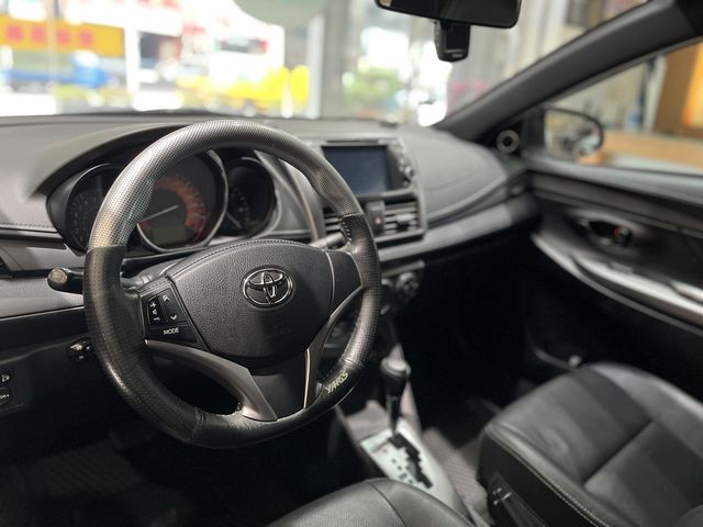 YARIS 1.5  第7張相片