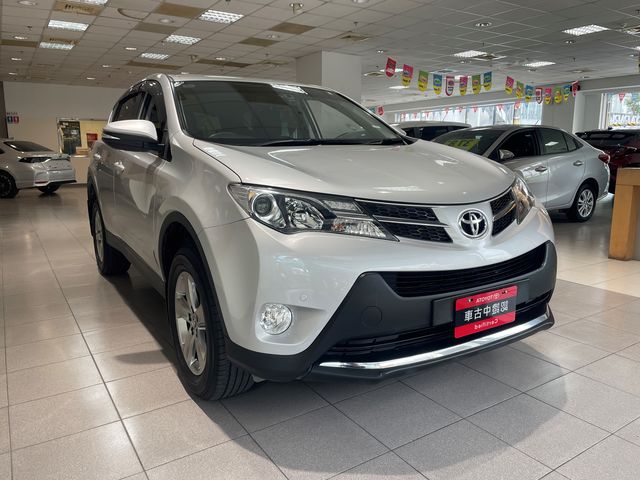 RAV4 2.0  第3張相片