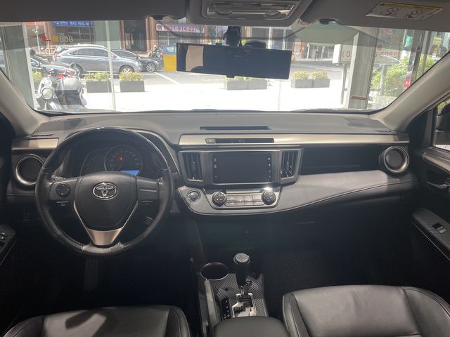 RAV4 2.0  第7張相片