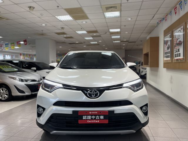 RAV4 2.0  第2張相片