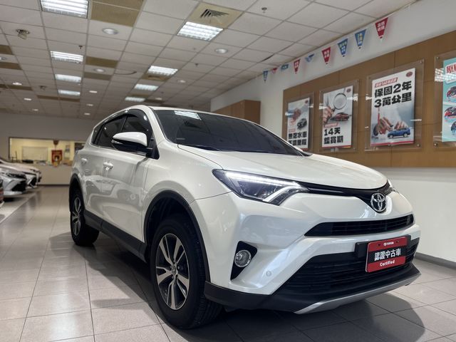 RAV4 2.0  第3張相片