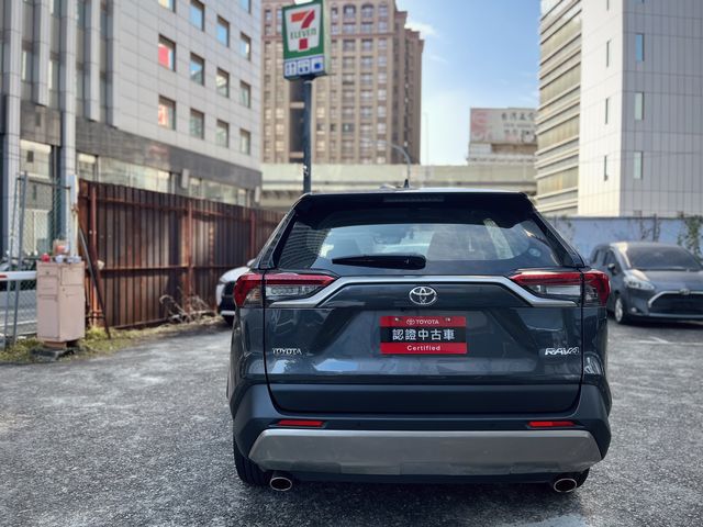 RAV4 2.0  第6張相片