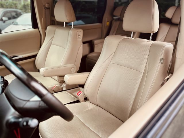 ALPHARD 3.5  第7張相片