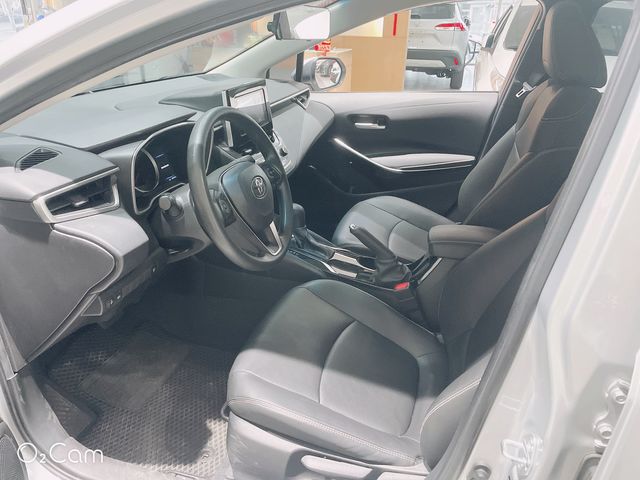 ALTIS 1.8  第8張相片