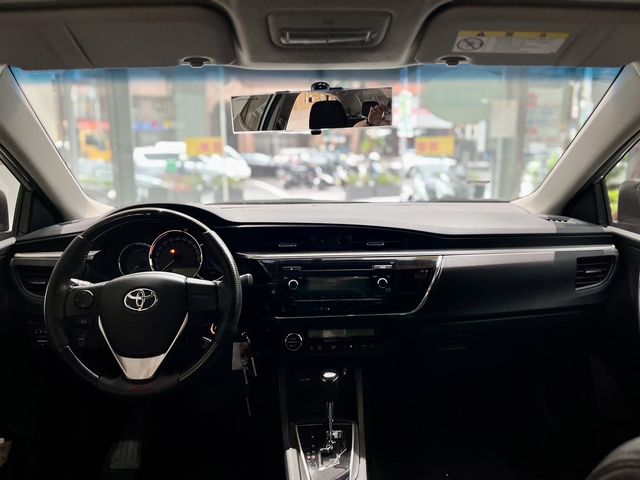 ALTIS 1.8  第9張相片