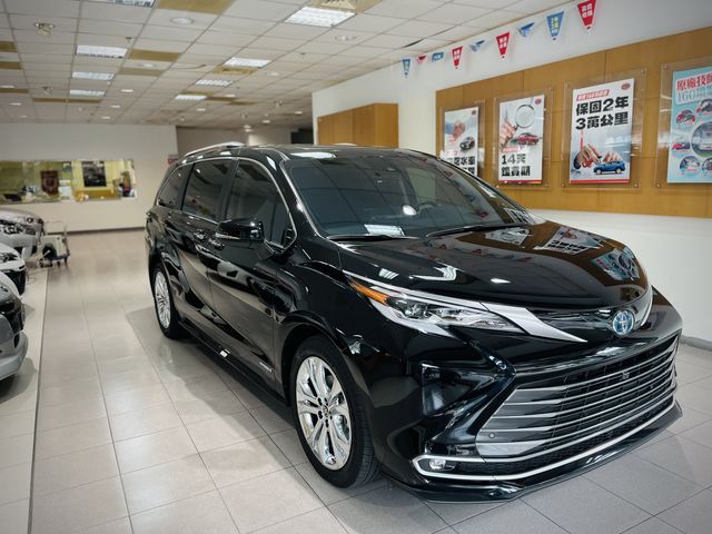 SIENNA 2.5HV  第3張相片