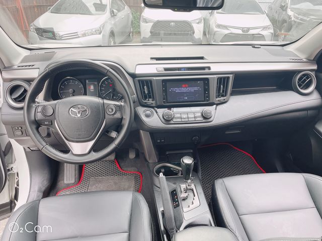 RAV4 2.0  第6張相片