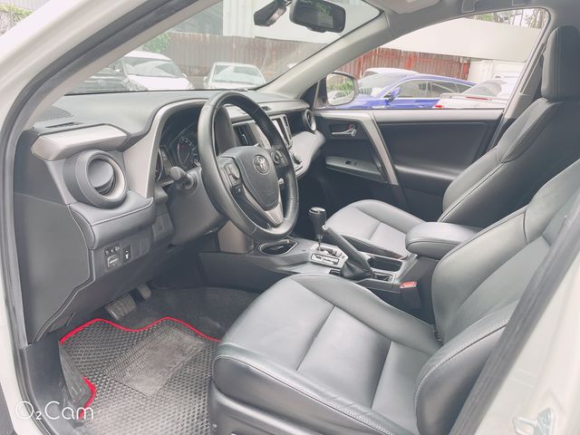 RAV4 2.0  第7張相片