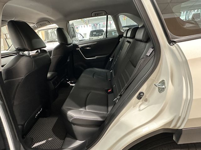 RAV4 2.5 HV  第7張相片