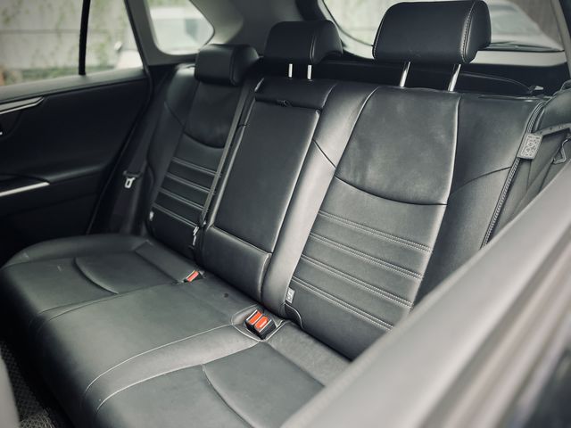 RAV4 2.0  第9張相片