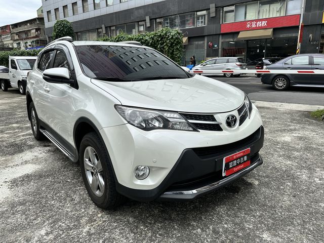 RAV4 2.0  第3張相片