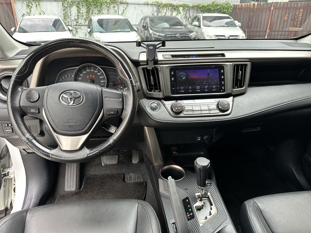 RAV4 2.0  第7張相片