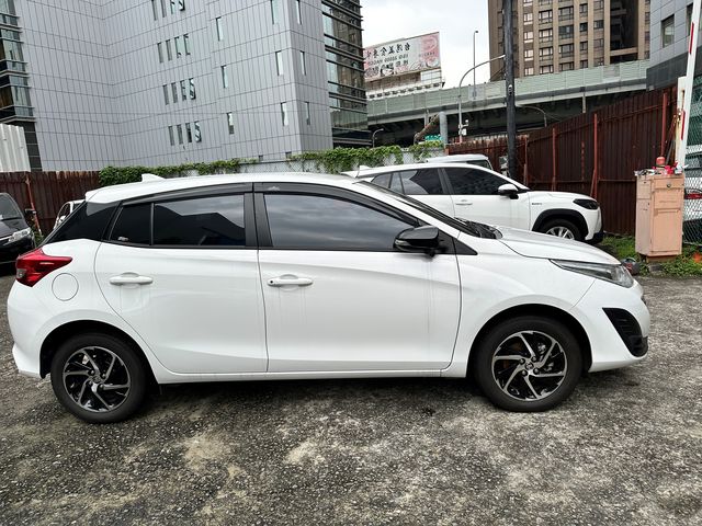 YARIS 1.5  第4張相片