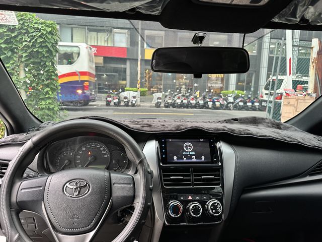 YARIS 1.5  第7張相片