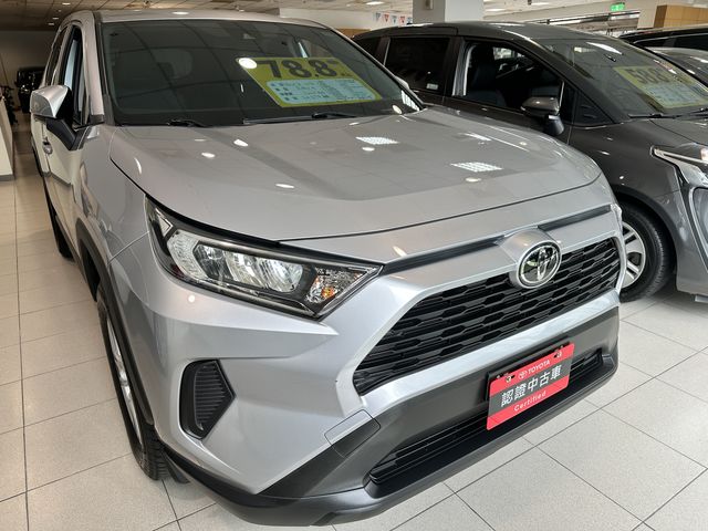 RAV4 2.0  第3張相片