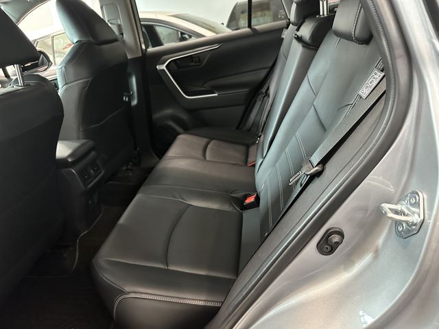 RAV4 2.0  第7張相片