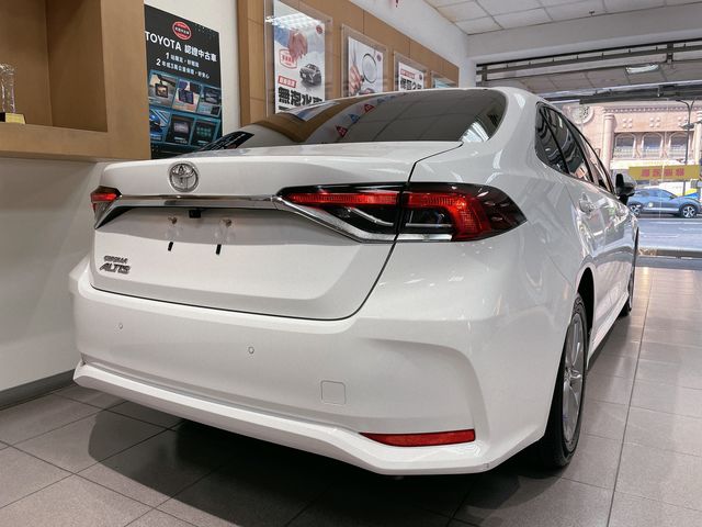 ALTIS 1.8  第5張相片