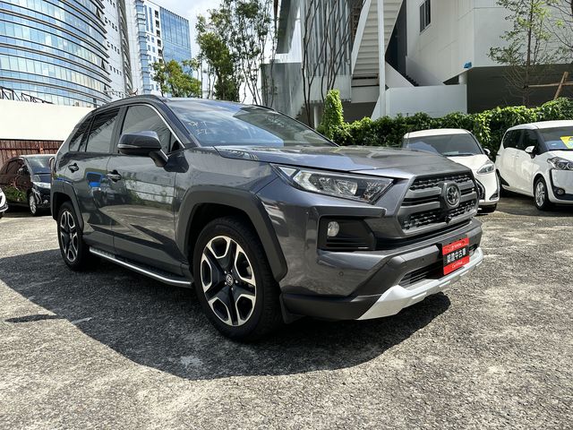 RAV4 2.0  第3張相片