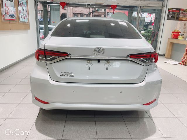 ALTIS 1.8  第6張相片
