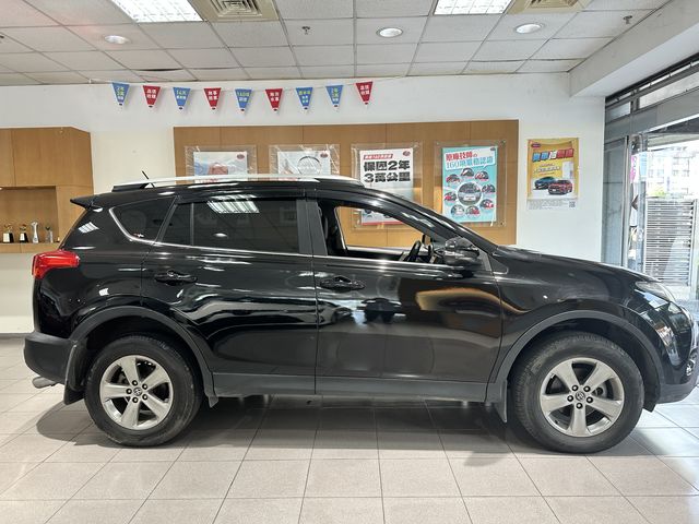 RAV4 2.0  第4張相片