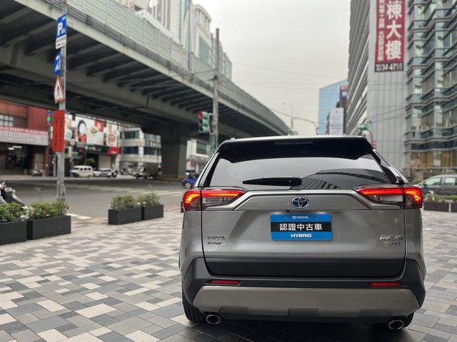 RAV4 2.5HV 4WD  第5張相片