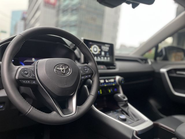 RAV4 2.5HV 4WD  第6張相片