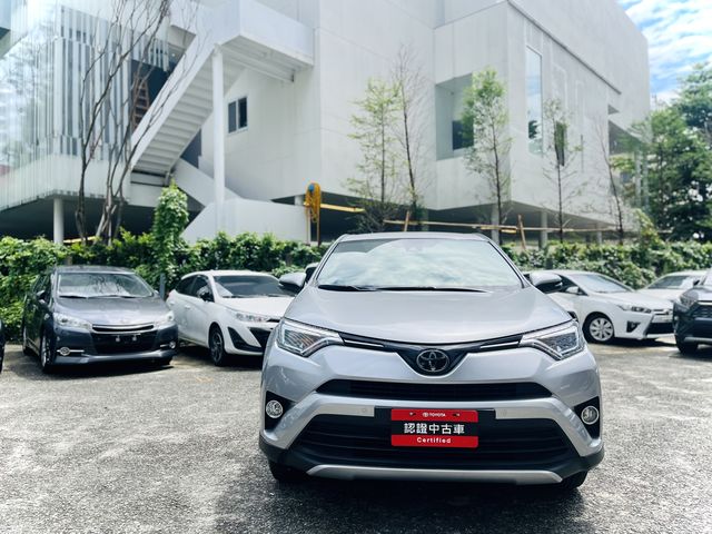 RAV4 2.0  第2張相片