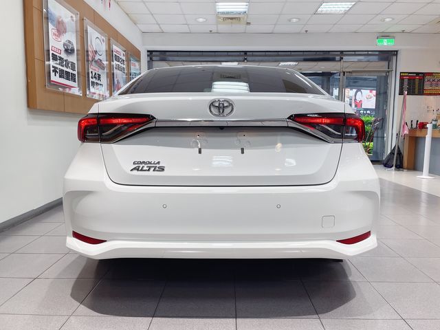 ALTIS 1.8  第6張相片