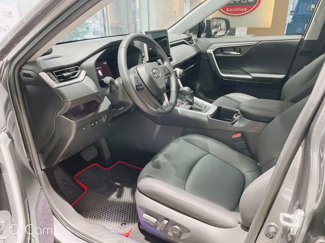 RAV4 2.0  第7張相片