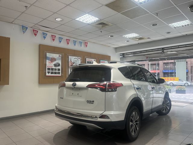 RAV4 2.5 HV  第5張相片