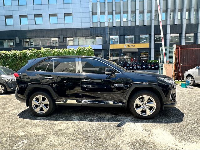 RAV4 2.0  第4張相片