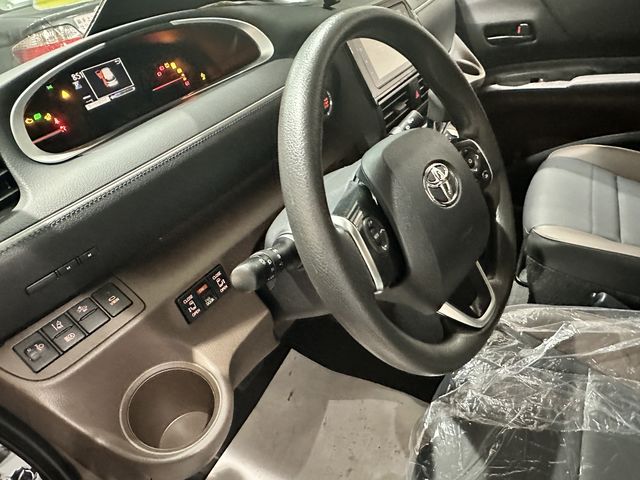 SIENTA 1.8  第7張相片