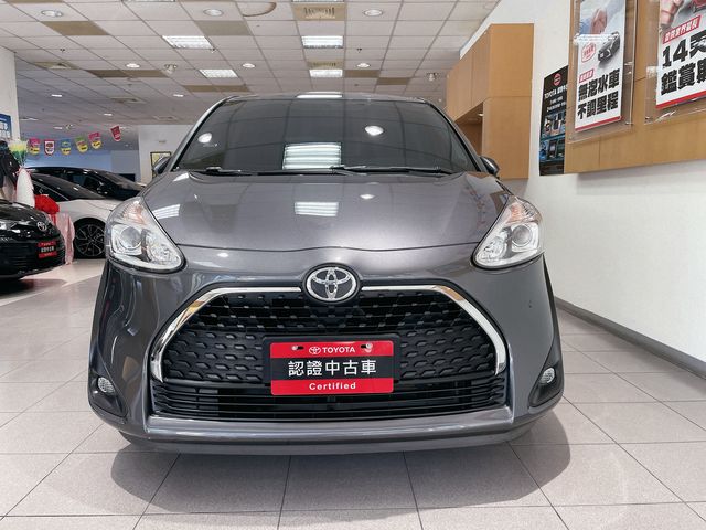 SIENTA 1.8  第2張相片