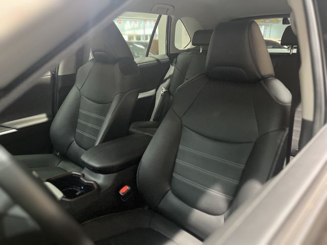 RAV4 2.5 HV  第8張相片