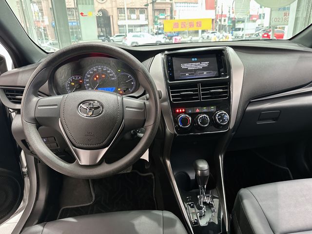 YARIS 1.5  第7張相片