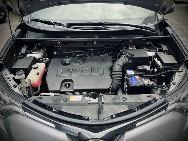 RAV4 2.5  第10張相片