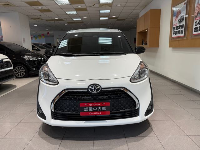 SIENTA 1.8  第2張相片