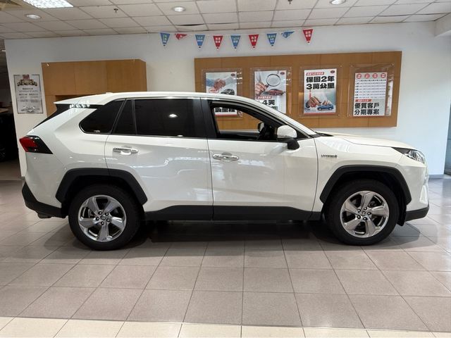 RAV4 2.5 HV  第4張相片