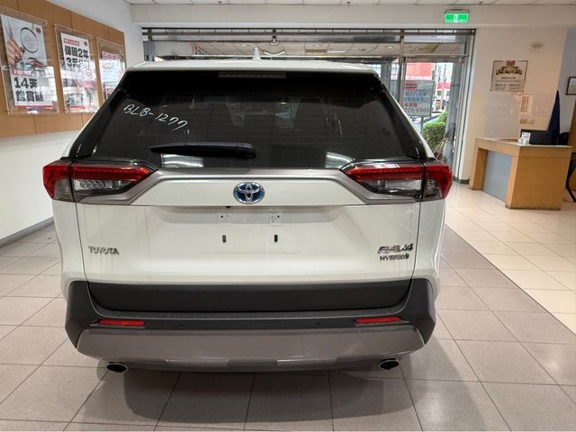 RAV4 2.5 HV  第6張相片