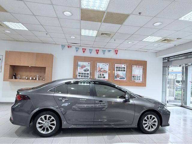 ALTIS 1.8  第4張相片